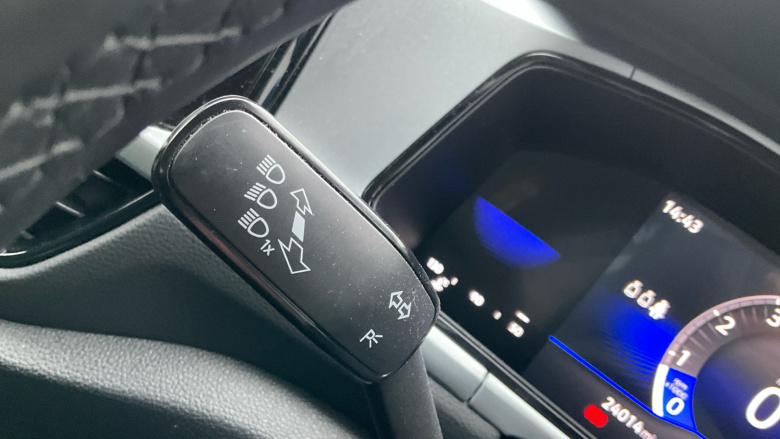 Volkswagen T-Roc 1.5 TSI Life 5dr Petrol Hatchback